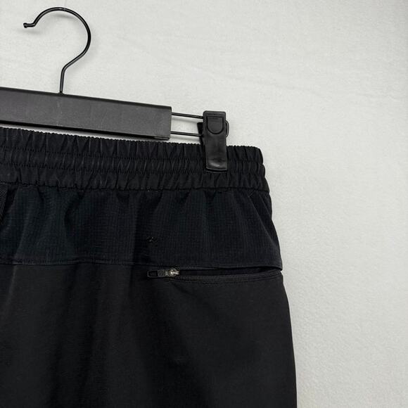 Lululemon License To Train Joggers men's large Black Cuffed Training Gym READ - Picture 7 of 10